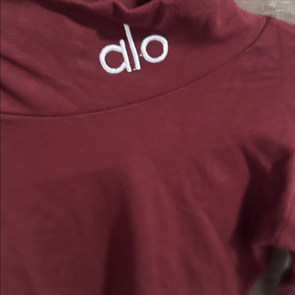 Women's Burgundy Thermal top size S